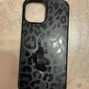Midnight leopard loopy case